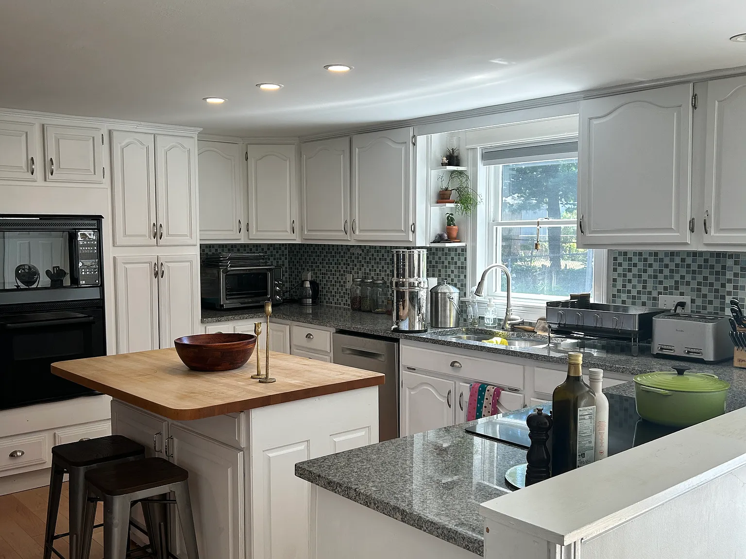 2 bed, 1123 sqft, $5,000 — Photo 4