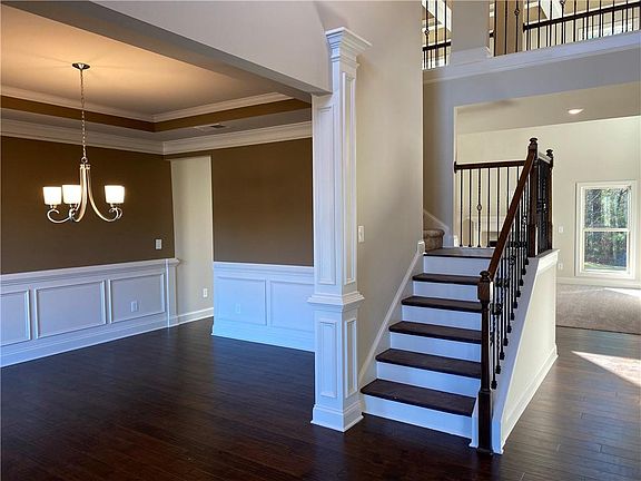2nd image of 1903 Liz Ct