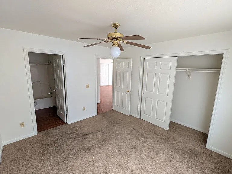 1754 River Rd #111-124-324 — Photo 13