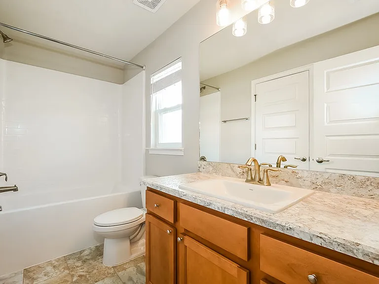 7803 Sloewood Dr — Photo 14