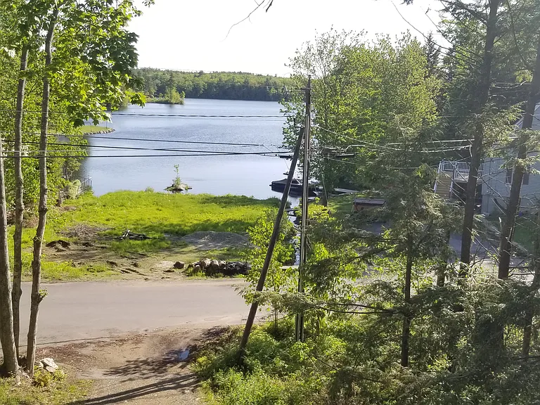 Tristan Dr — Photo 11