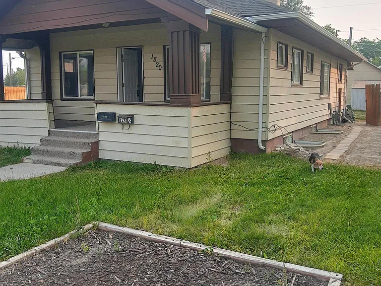 1520 N Hayes Ave — Photo 4
