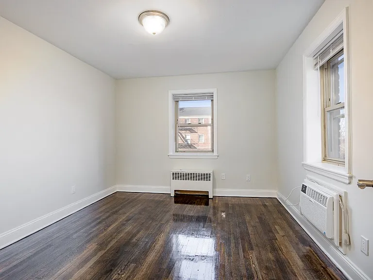 Boulevard Gardens Apartments — Photo 13