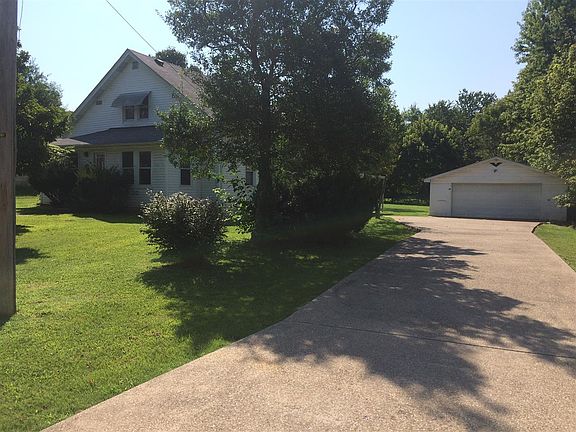 2nd image of 103 E Garnettsville Rd