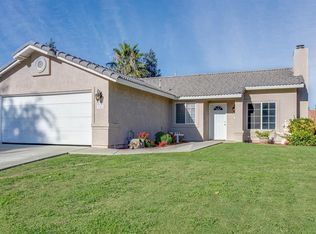 706 Mondavi Way, Bakersfield, CA 93312