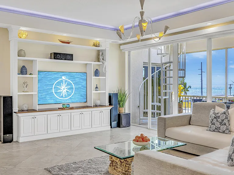 Gulfview Dr — Photo 7