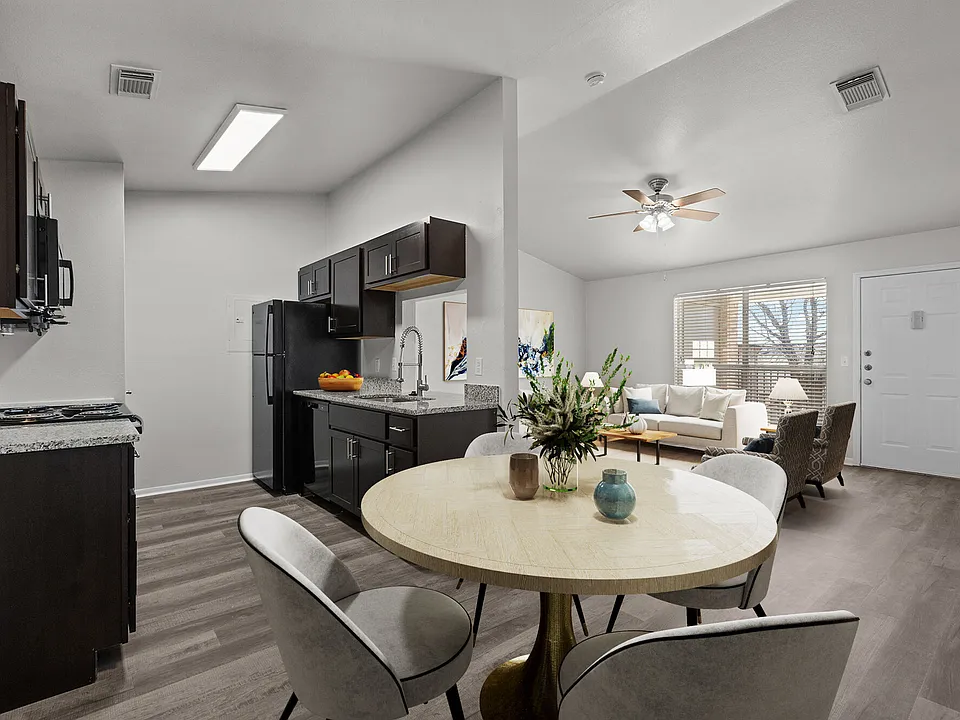 Encino Park Apartments