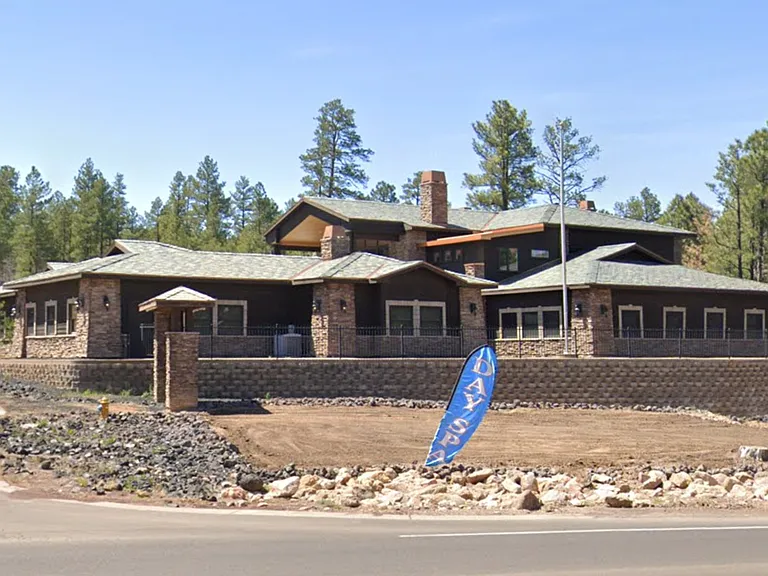2450 S White Mountain Rd #A — Photo 1