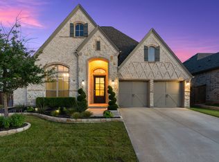 908 Quail Hollow Ave, Denton, TX 76210