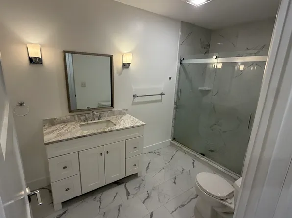 103 3rd St APT 102, Syracuse, NY 13209