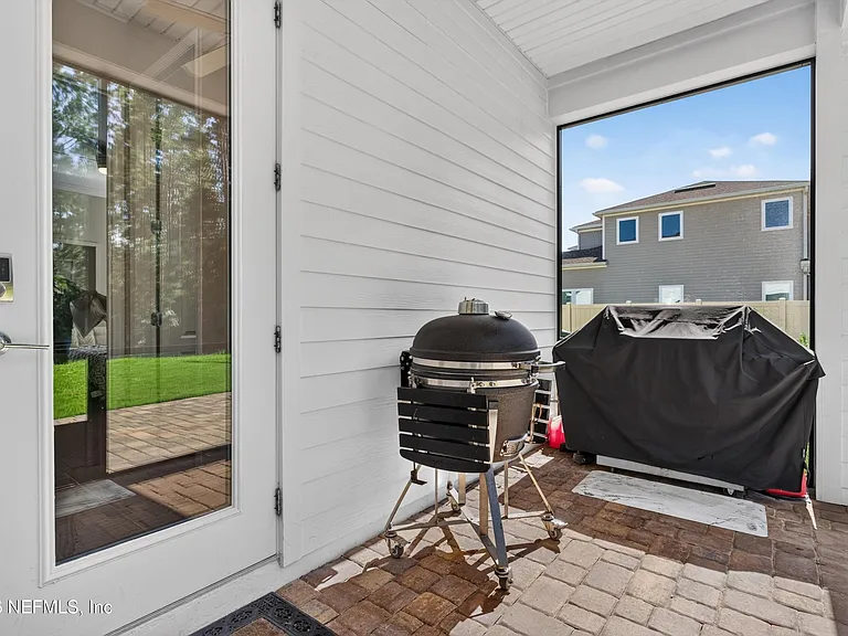 22 Azura Point — Photo 47