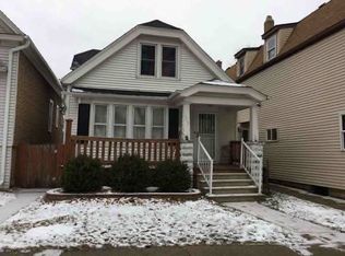2905 S 8th St, Milwaukee, WI 53215
