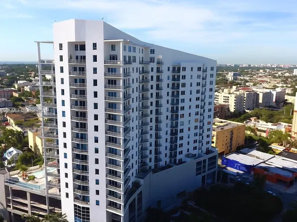 10 SW South River Dr APT 1202, Miami, FL 33130