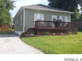 1407 W Madison St, Vandalia, IL 62471