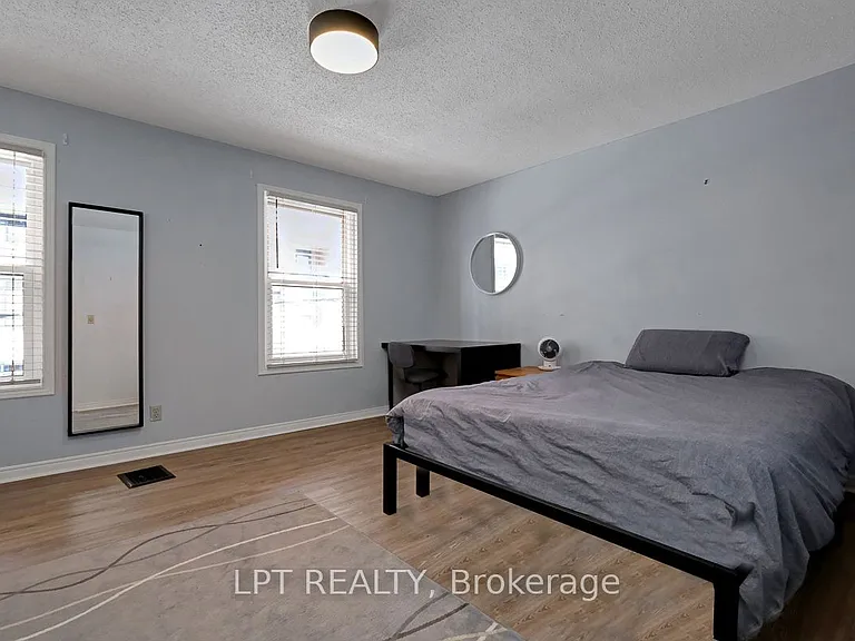 88 Norman St — Photo 18