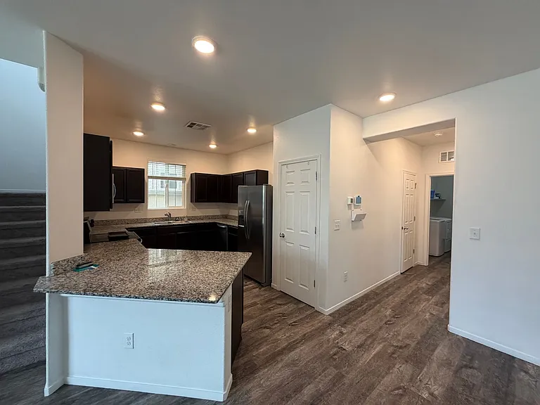 9752 Silver Dollar Ln — Photo 7
