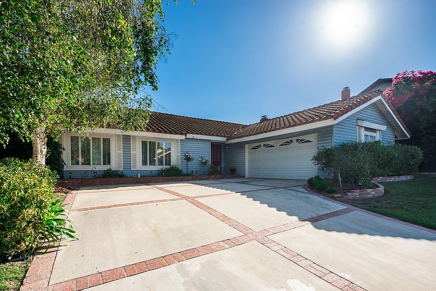 1st image of 2873 Keats Ave