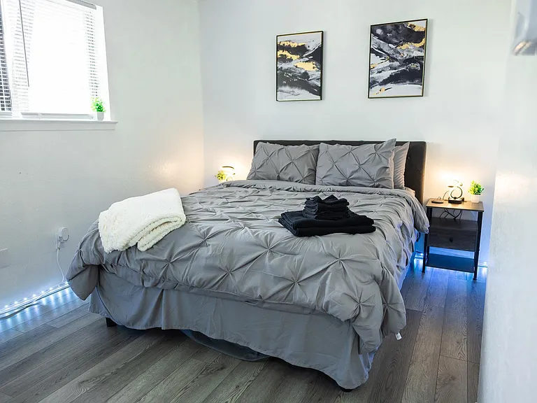 708 Navidad St #B — Photo 5