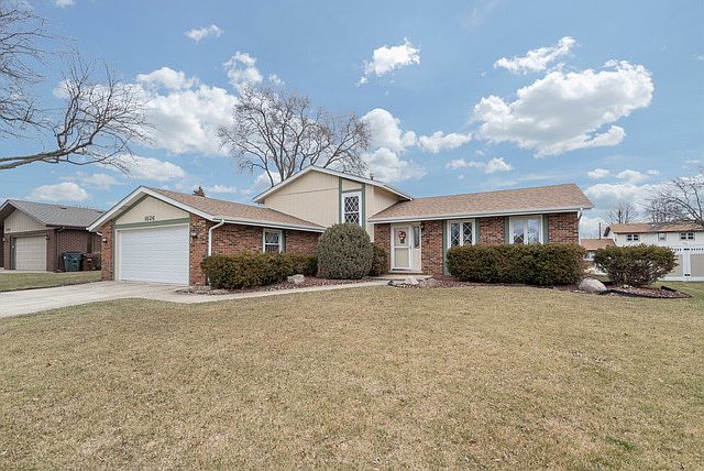 1st image of 1626 Briarcrest Dr