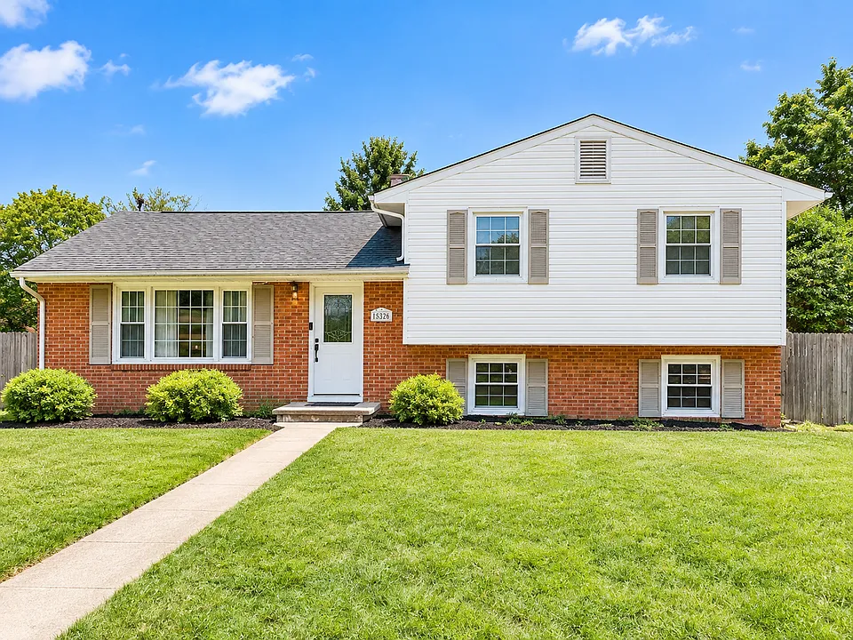 1528 Central Ave