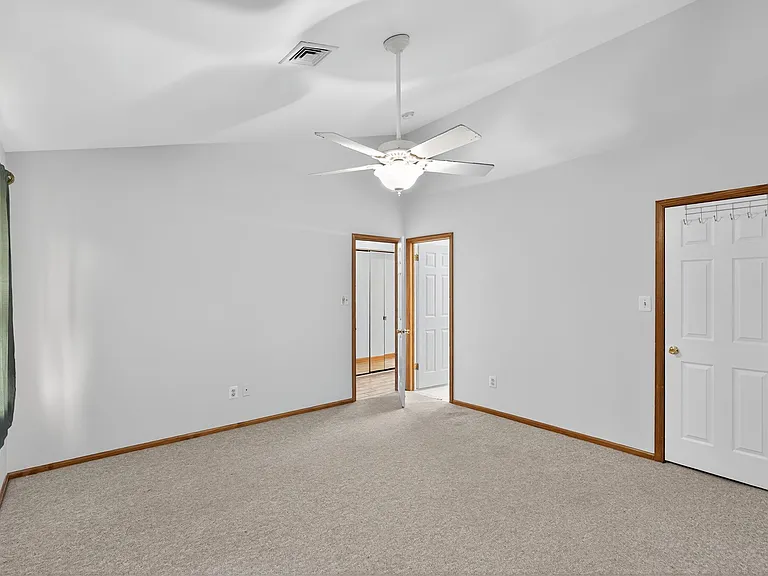 131 Chalkboard Ct — Photo 25