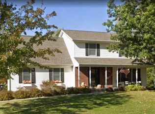 1901 Generry Dr, Coralville, IA 52241