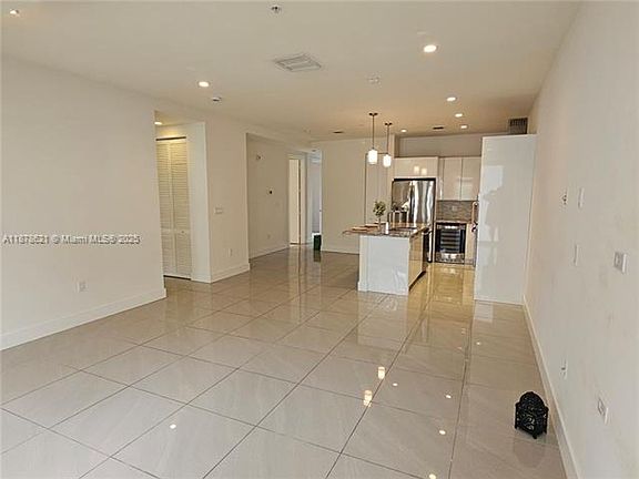5th image of 10260 NW 63rd Ter APT 106