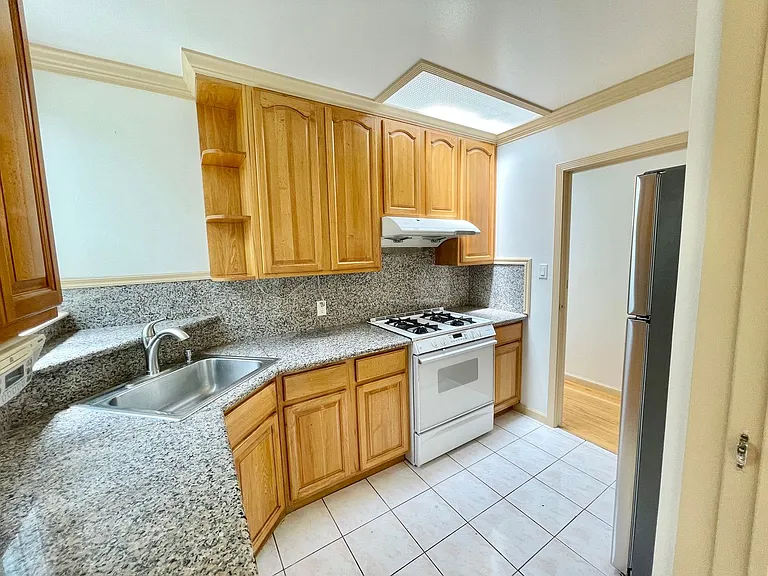147 Forest View Dr — Photo 8
