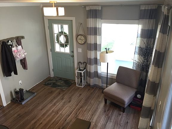 3rd image of 5 Helvetia St