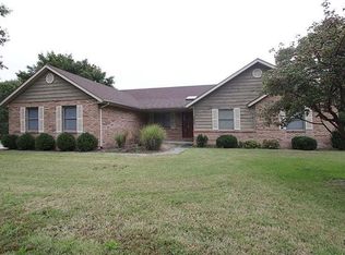 4628 Old Caseyville Rd, Belleville, IL 62223
