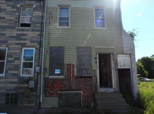 976 8th St, Camden, NJ 08103