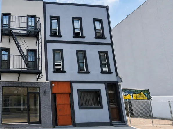 1704 East New York Avenue image 1 of 1