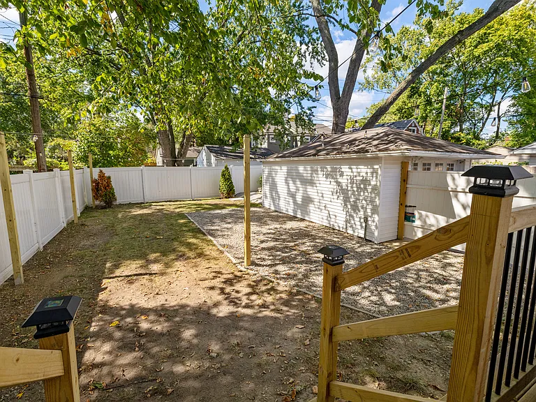 511 Coolidge Rd — Photo 56