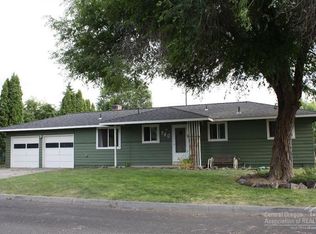 760 SE 6th St, Prineville, OR 97754