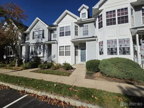 1206 Blossom Cir, Dayton, NJ 08810