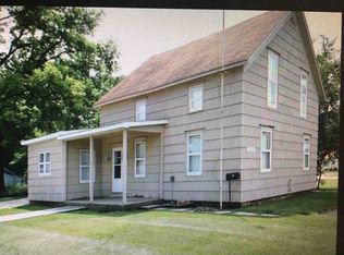 829 McPherson St, Elkhart, IN 46514