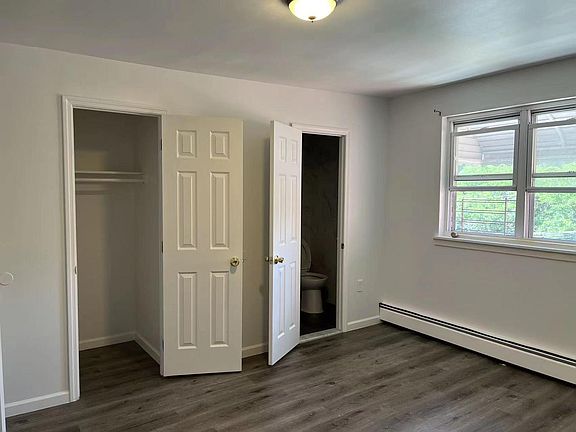 4th image of 459 Swinton Ave #3