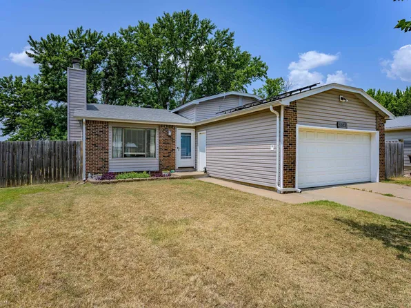 5523 S Topeka Cir, Wichita, KS 67216