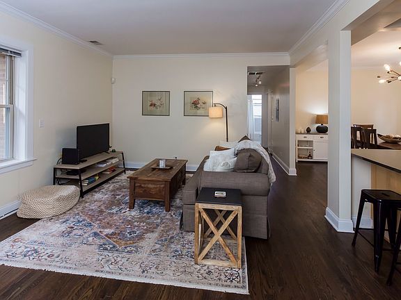 4th image of 2239.5 N Lincoln Ave #2B