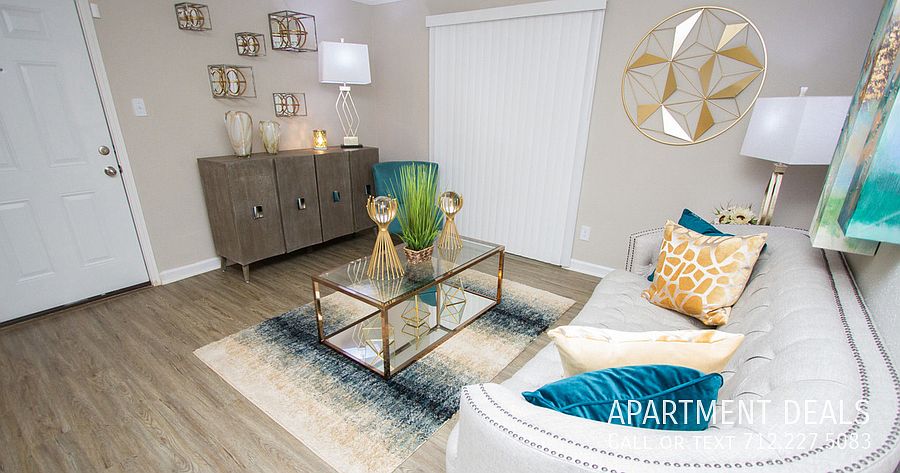 1st image of 428 Tresvant Dr #1703
