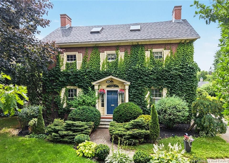 1st image of 122 Waterloo Row