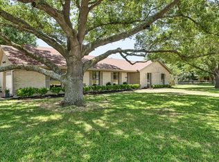 1020 Center St, Lockhart, TX 78644