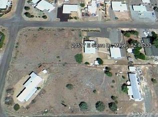 20517 E Sierra Dr, Mayer, AZ 86333
