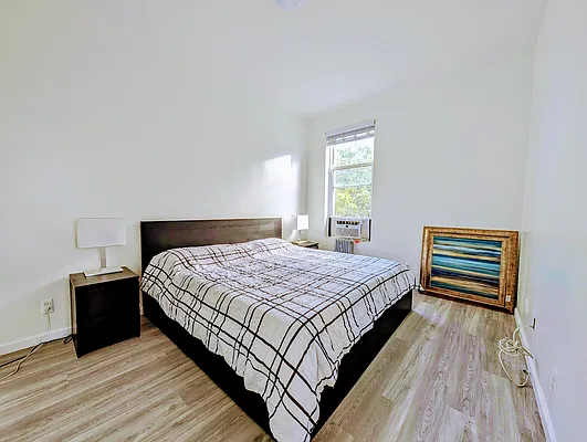 Rented by MySpaceNYC | media 4