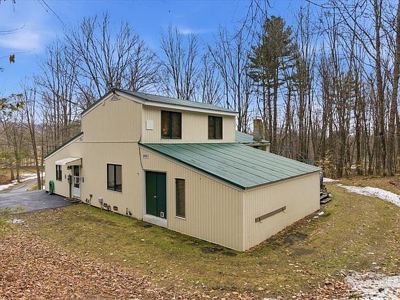 3rd image of 760 West Mountain Road