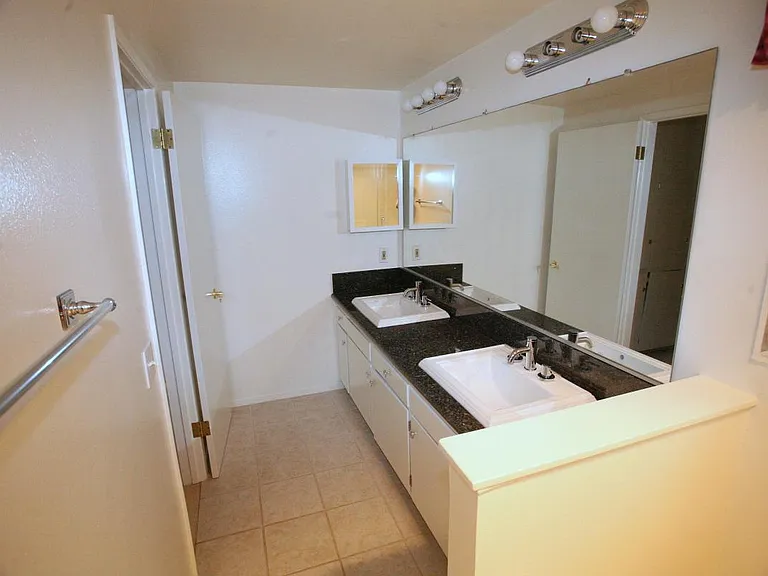 4812 Browndeer Ln — Photo 4