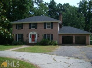 1610 Pinebrook Dr, Griffin, GA