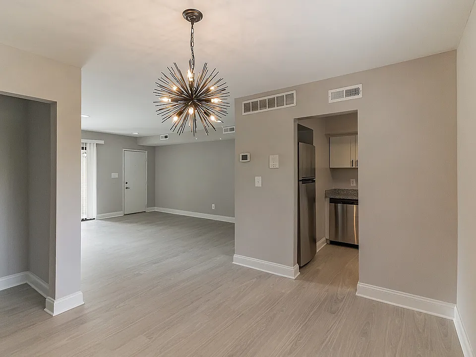 Living/Dining Room