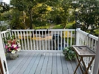 Upper balcony