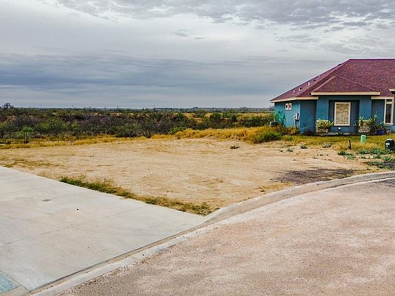 3rd image of 2333 Darlene Street LOT 9